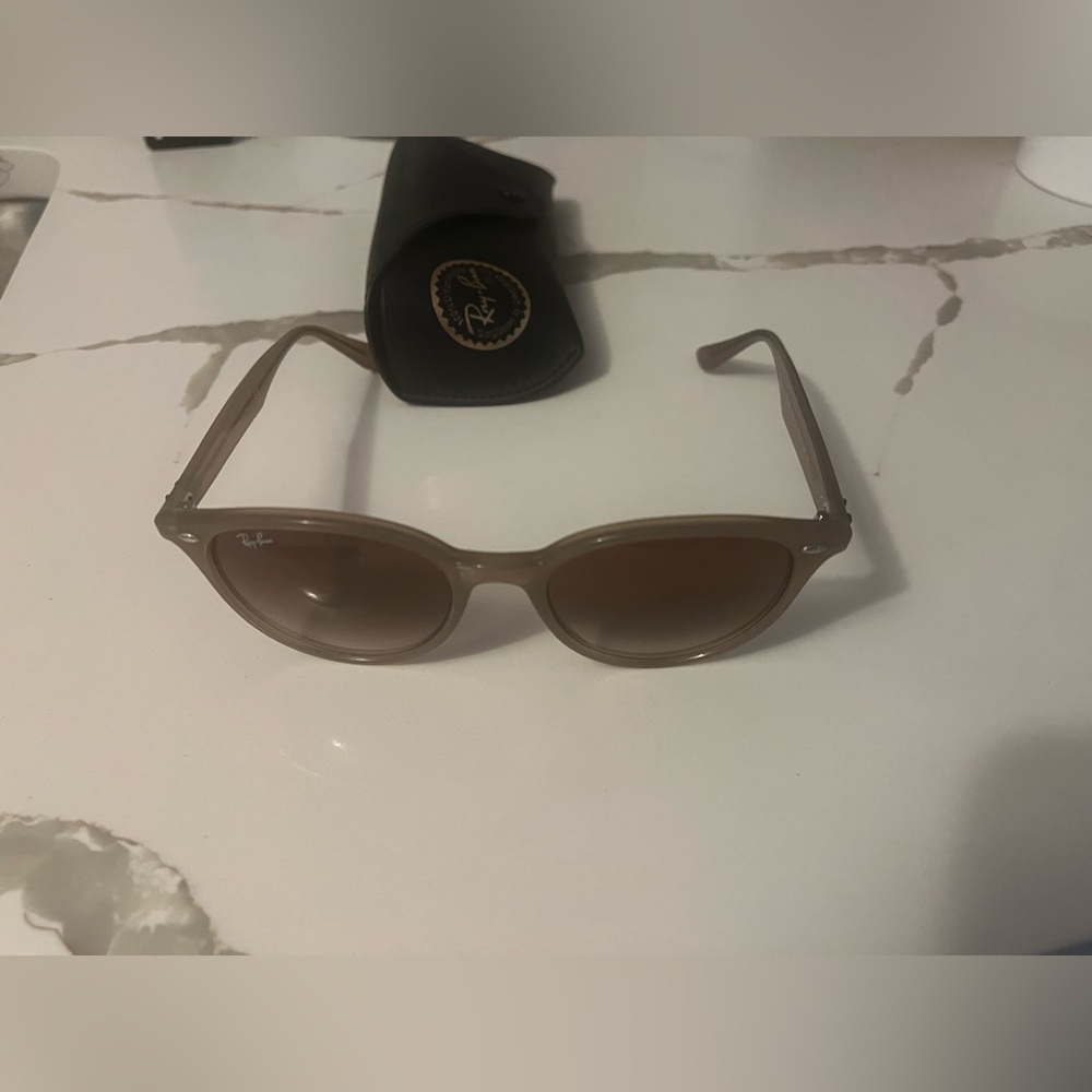 Ray-Ban Gradient Brown Sunglasses - Picture 4 of 5